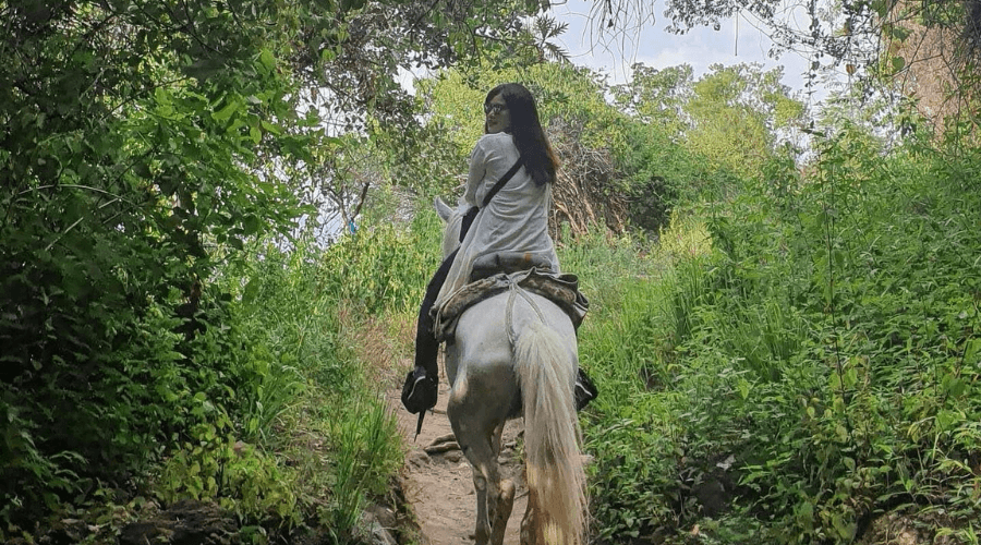 Horseback Riding to Playa La Finca